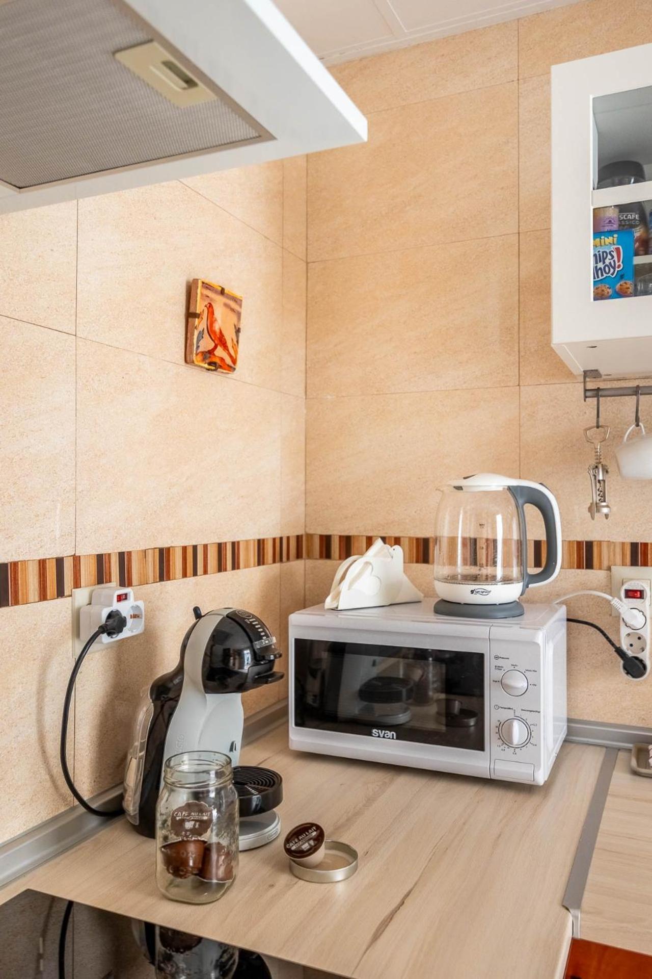 Piso Con Patio Privado Y Parking Nervion Apartment Seville
