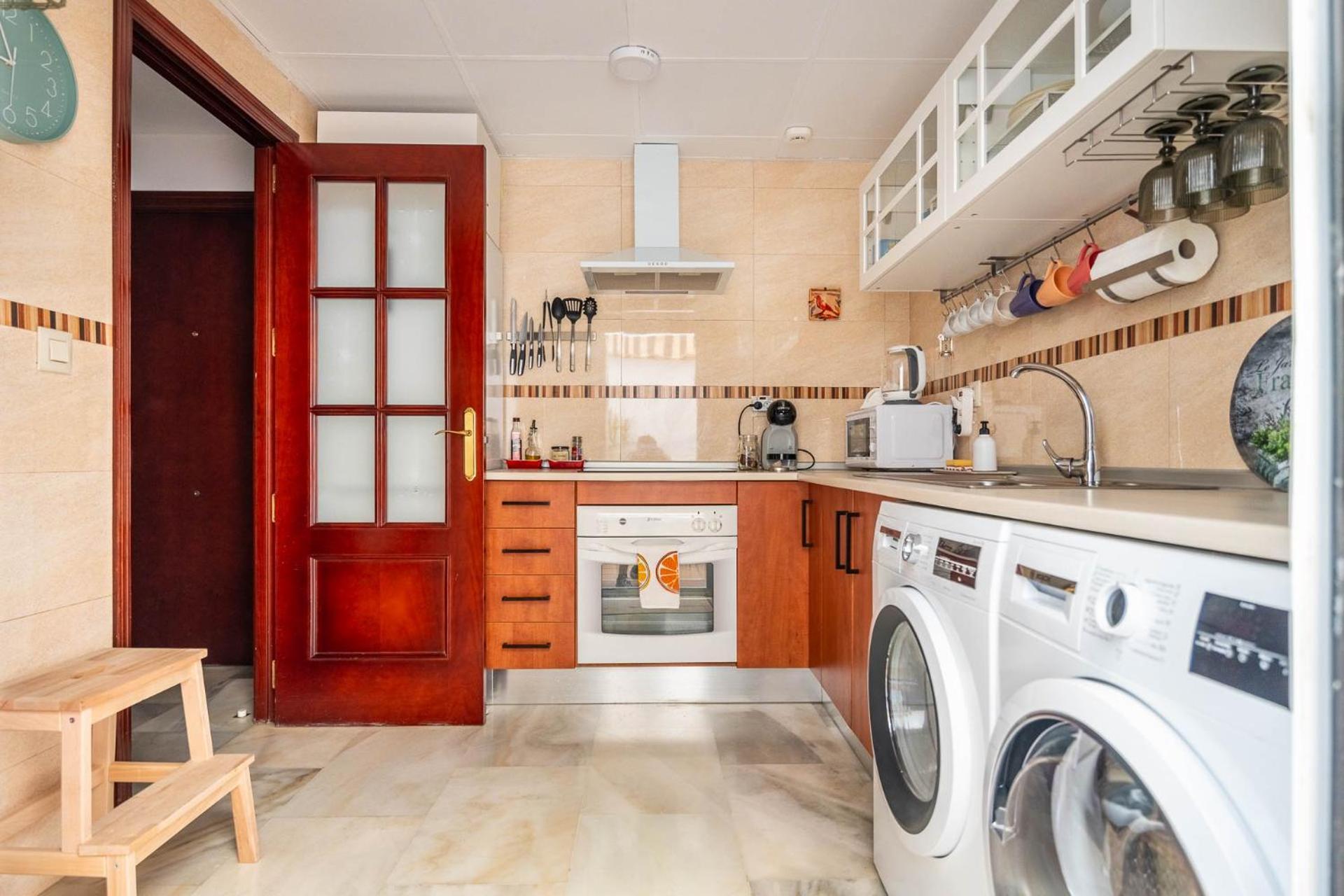 Piso Con Patio Privado Y Parking Nervion Apartment