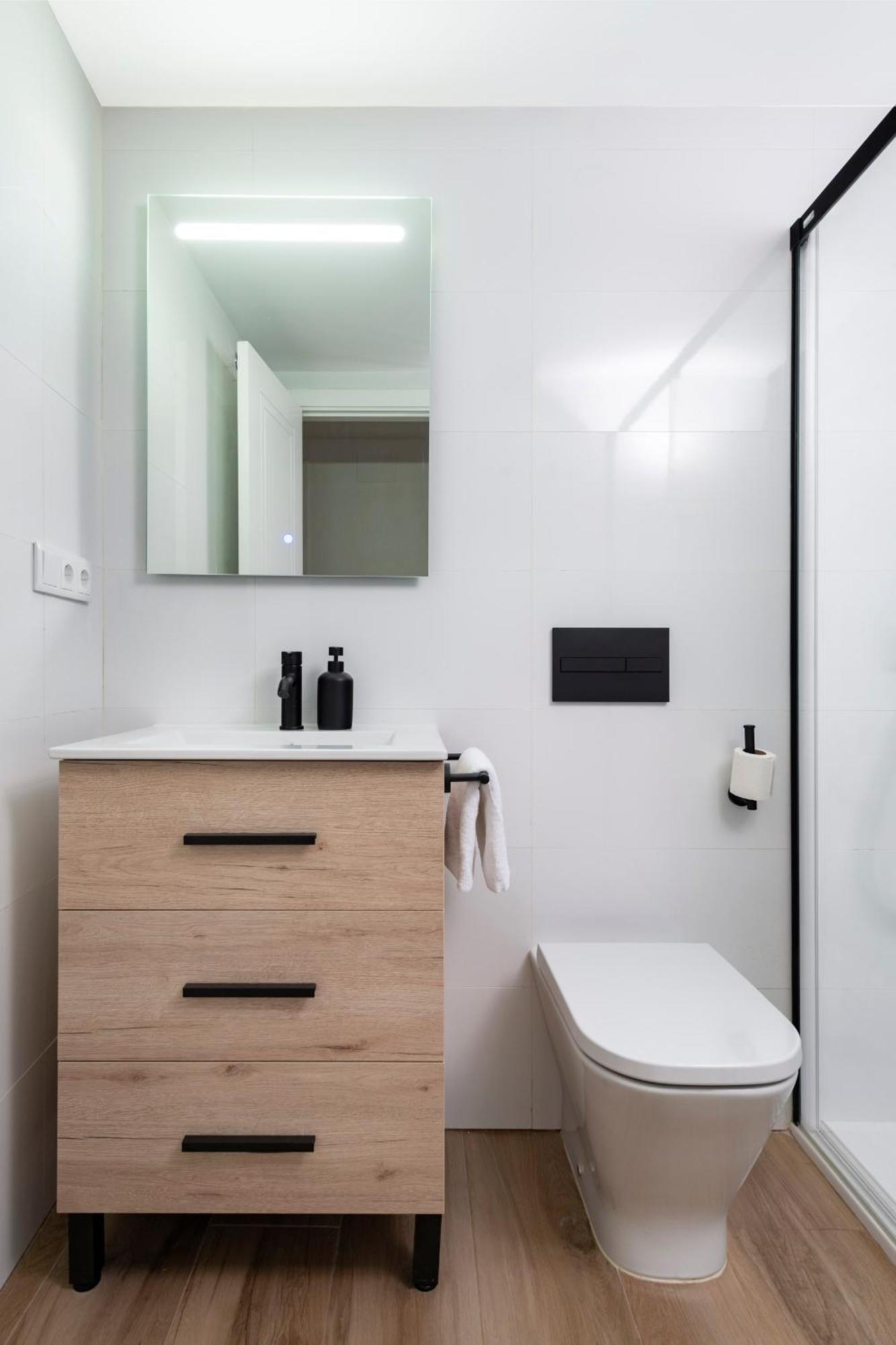 Magno Real De La Carreteria Apartment *