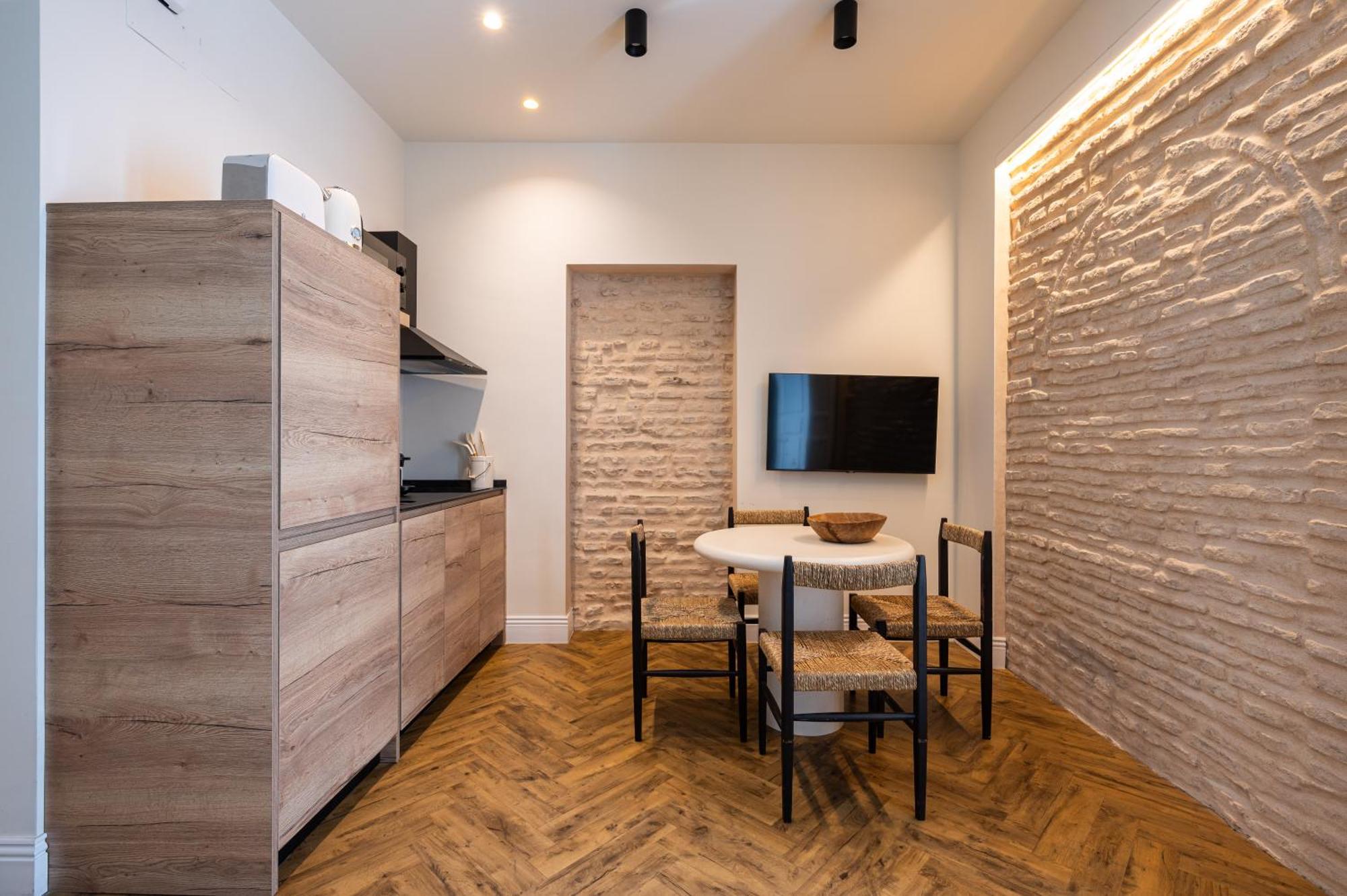 Apartment Gravina 56 *