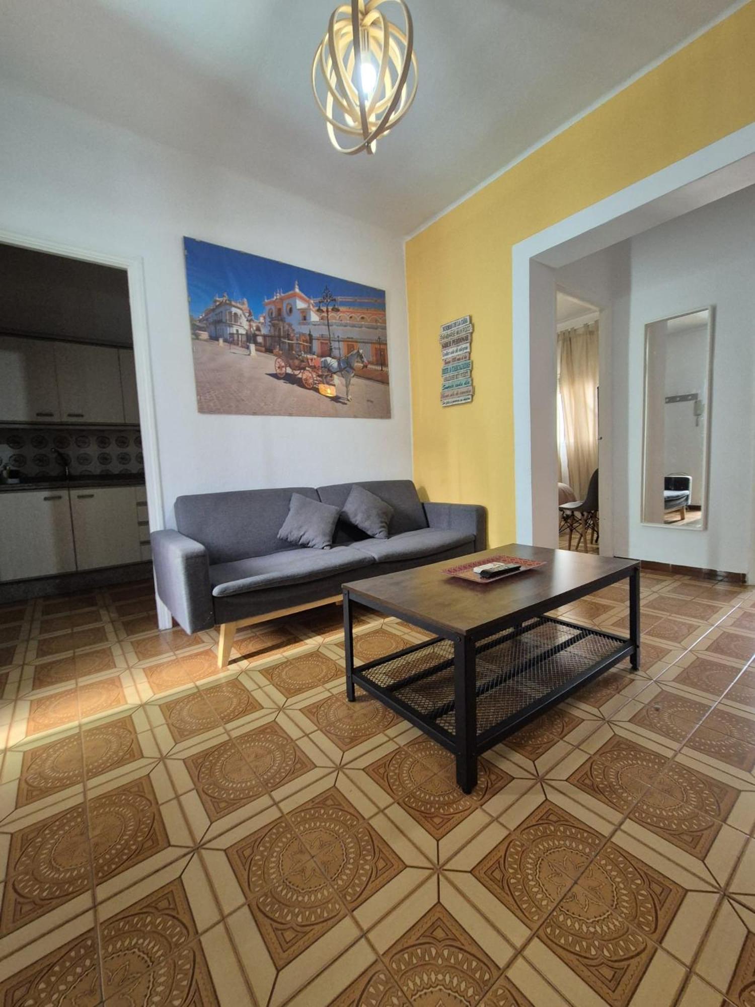 Triana 44 Familiar Luxury Seville
