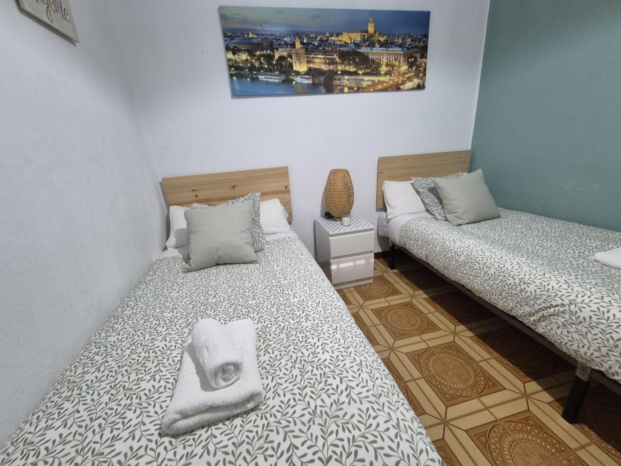 Triana 44 Familiar Luxury Apartment Seville