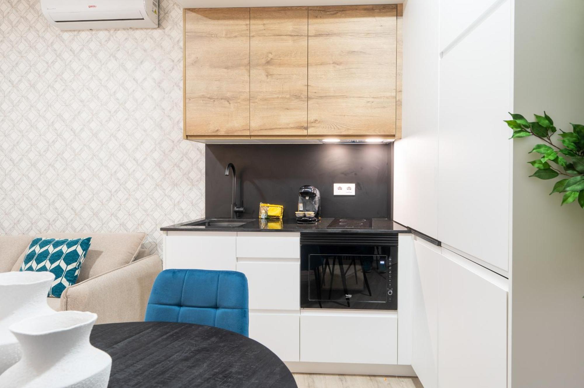 Apartment New Modern - Quiet Street - Setas De *