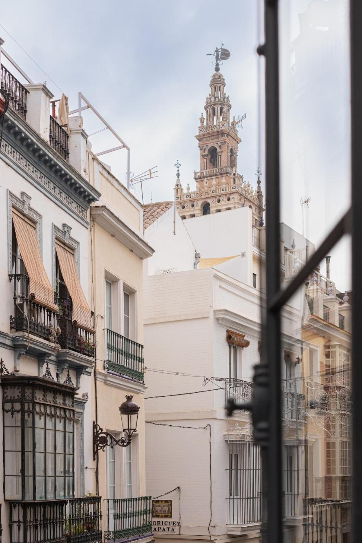 Lujoso En Casco Antiguo De Apartamento Sevilla