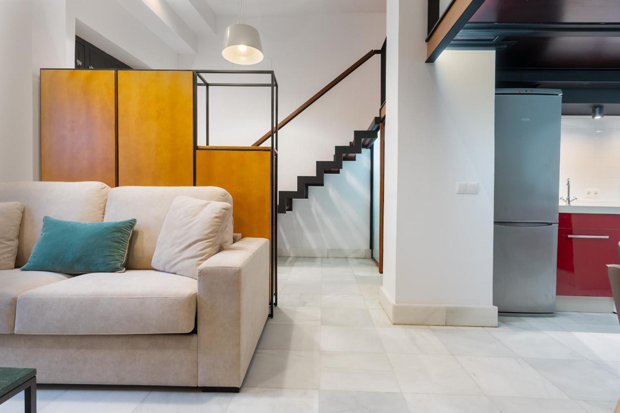 Modern Duplex - Loft Style - Historic Centre Apartment *