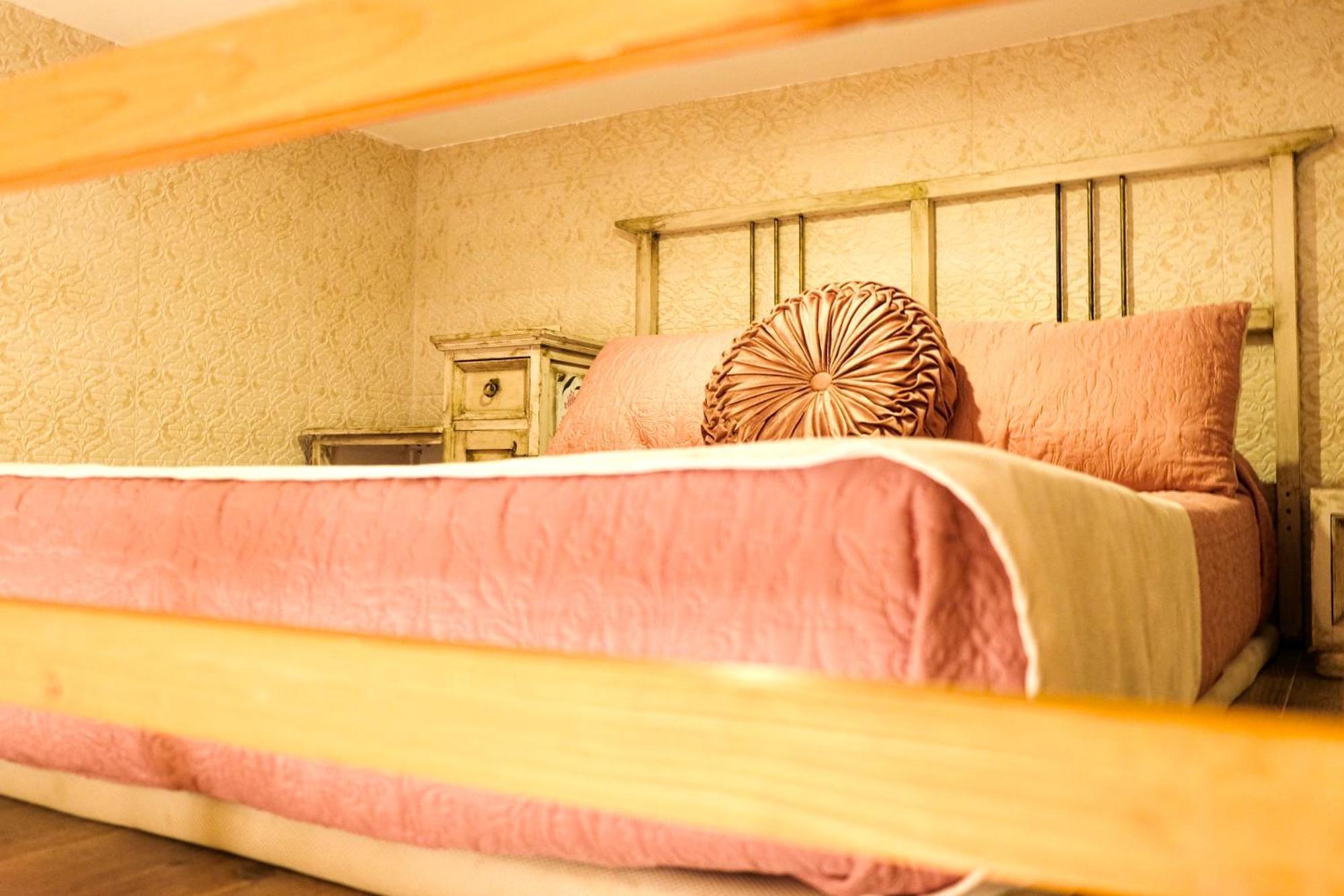 Homestay Casa De La Juderia Dona Pilar Seville