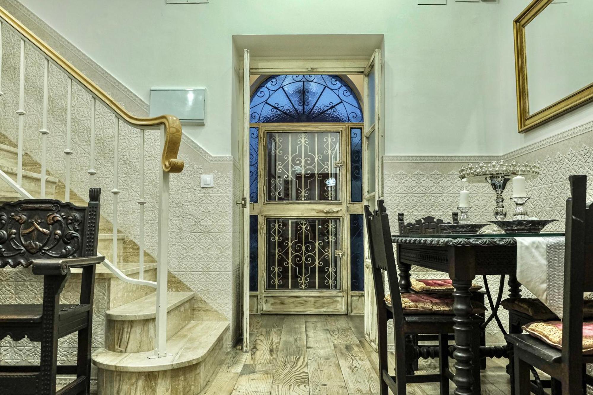 Homestay Casa De La Juderia Dona Pilar Seville