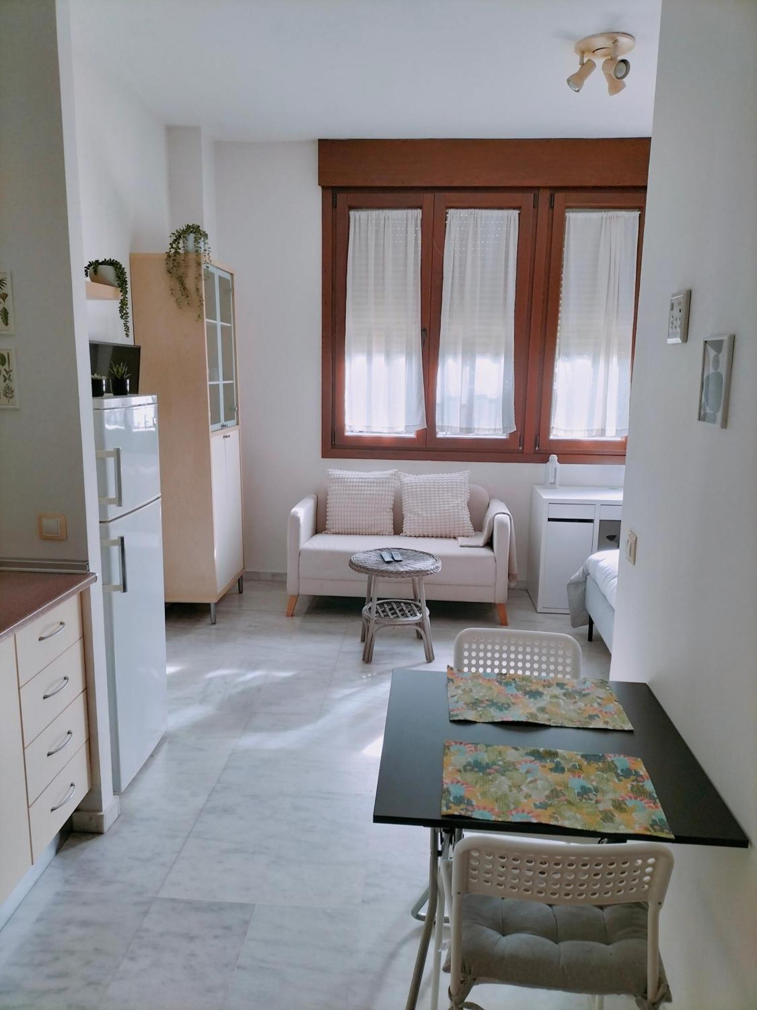 De Lux Seville