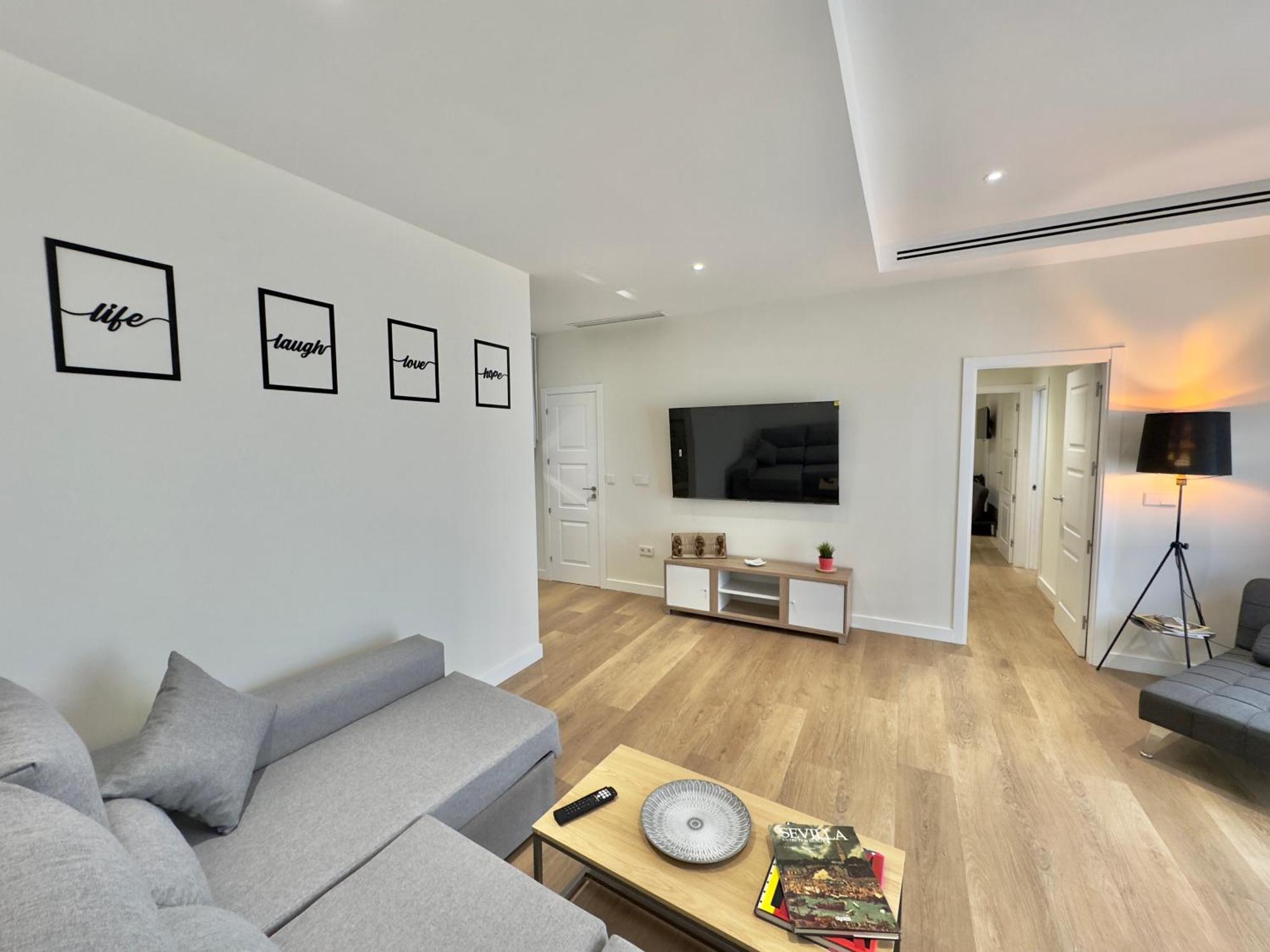 Aparthome Sanroman * Seville