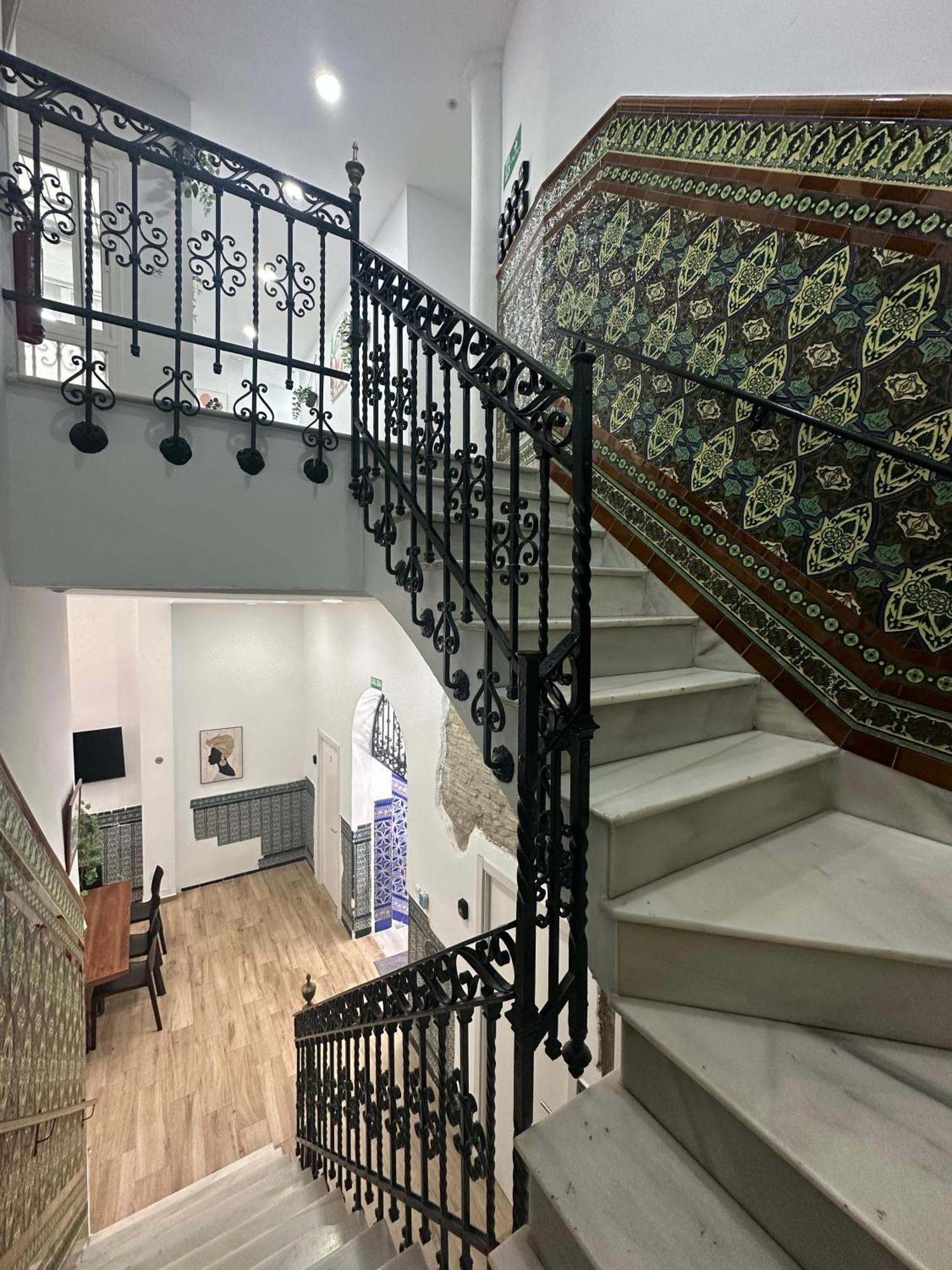 Triana Riverside Hostel
