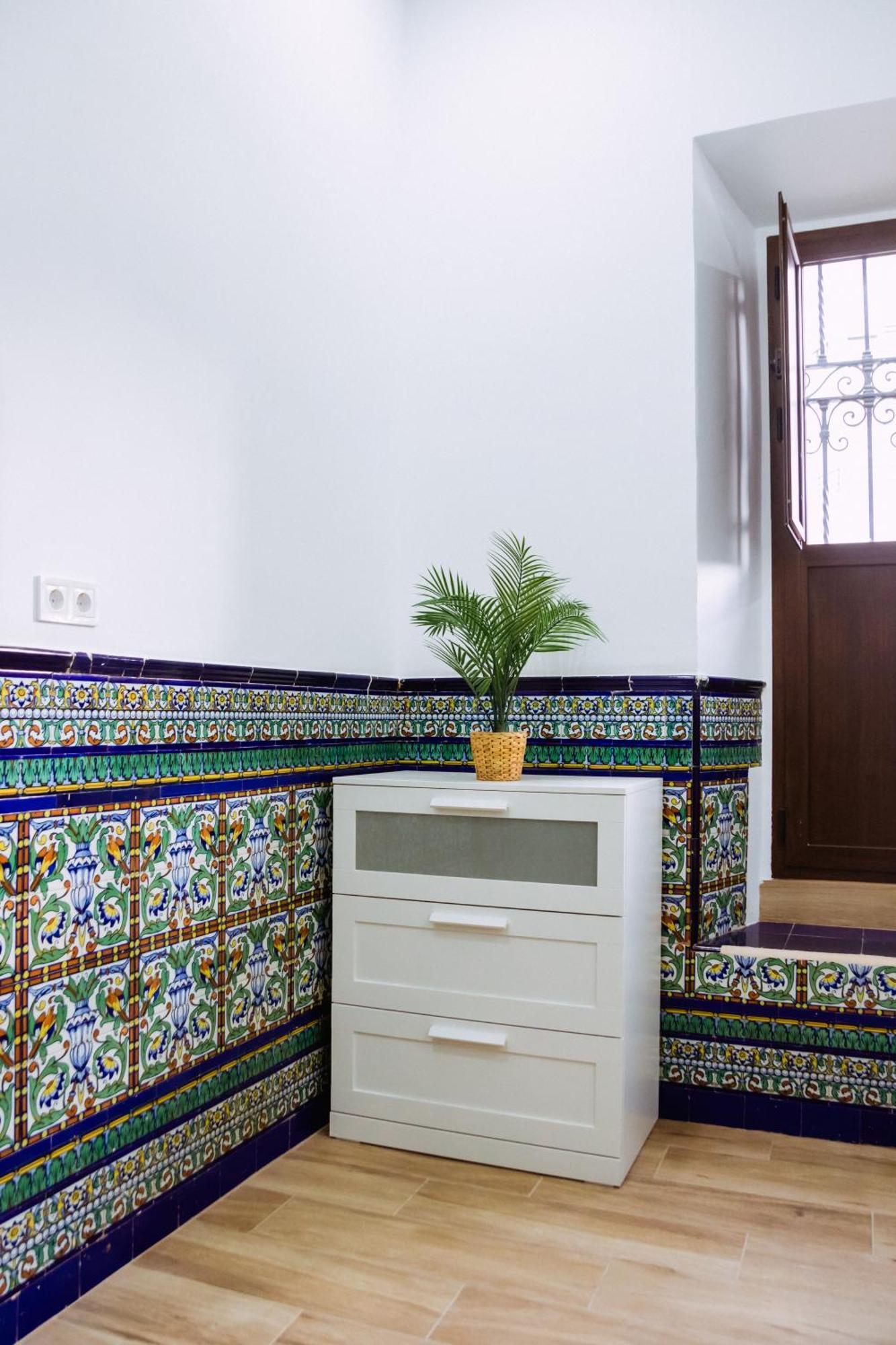 Hostel Triana Riverside *