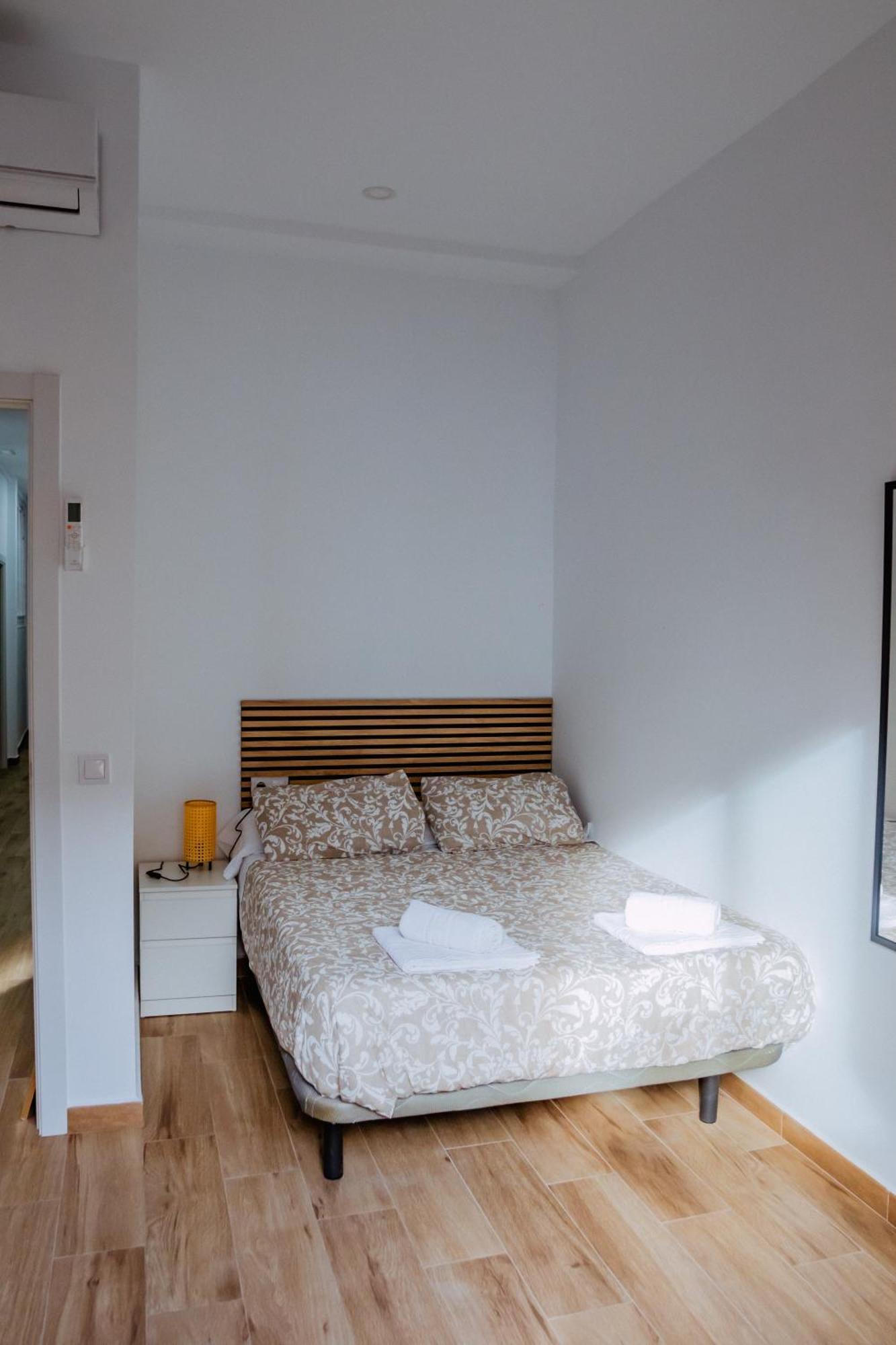 Hostel Triana Riverside
