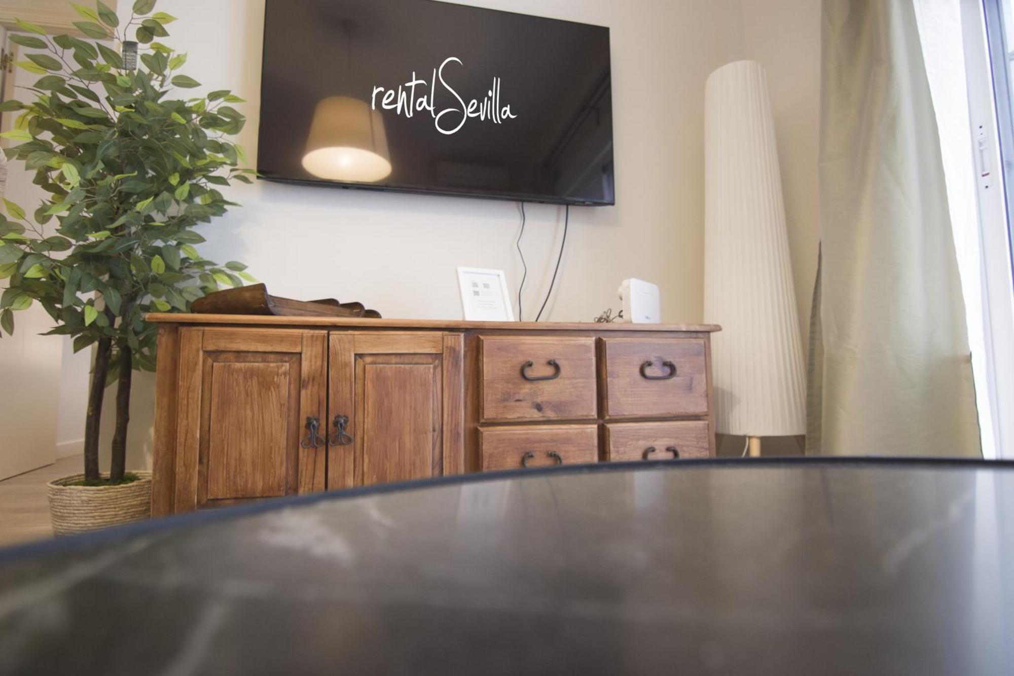 Rentalsevilla Asuncion Apartment *