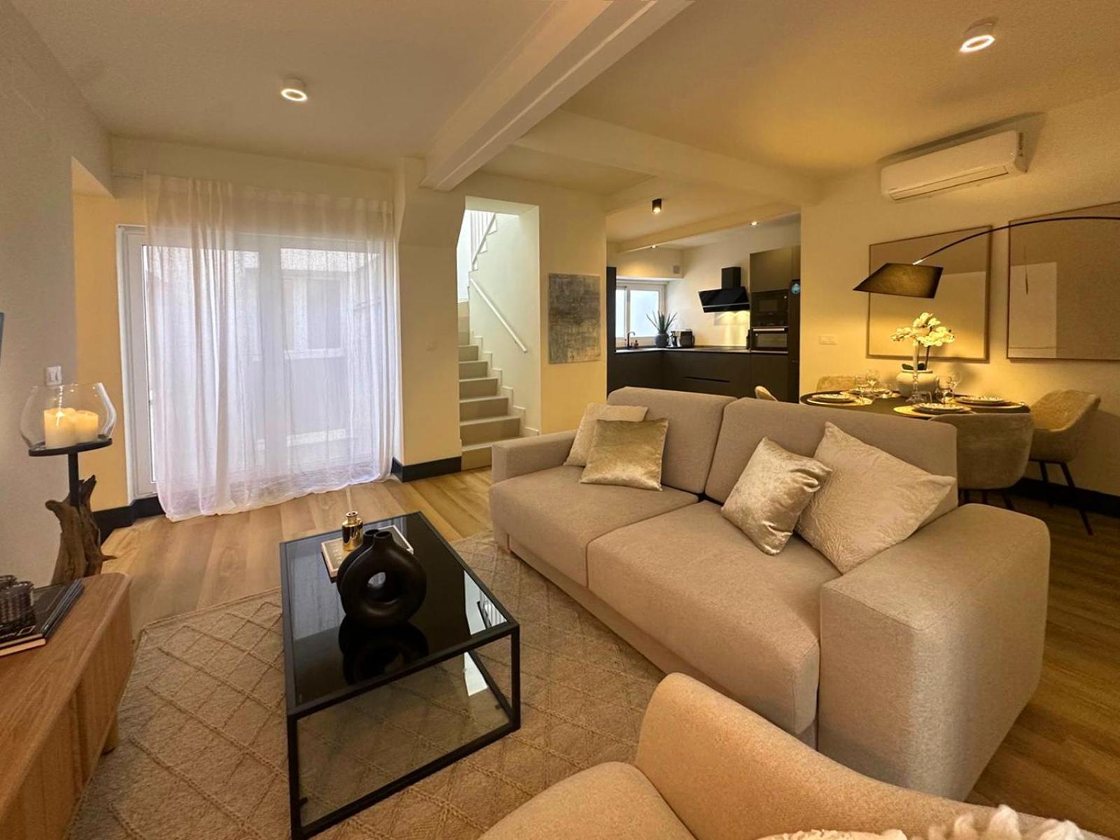 New Designer-penthouse Apartamento