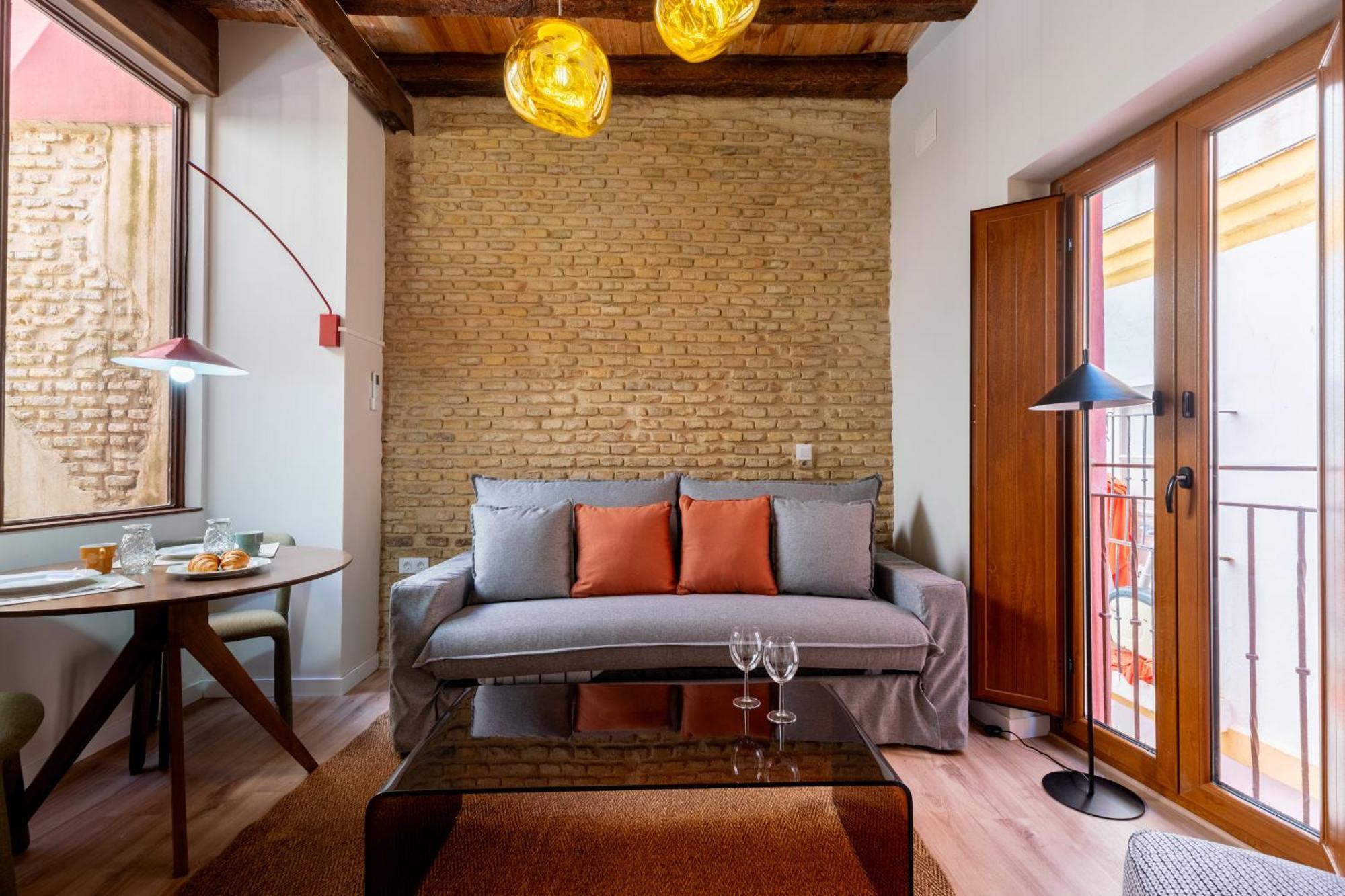 O&l Casa Barrabas Aparthotel Seville
