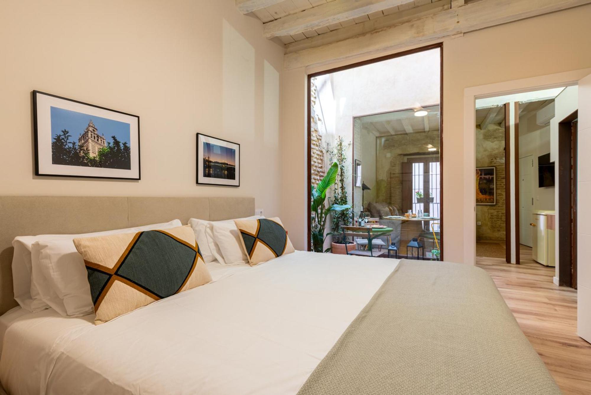 O&l Casa Barrabas Seville