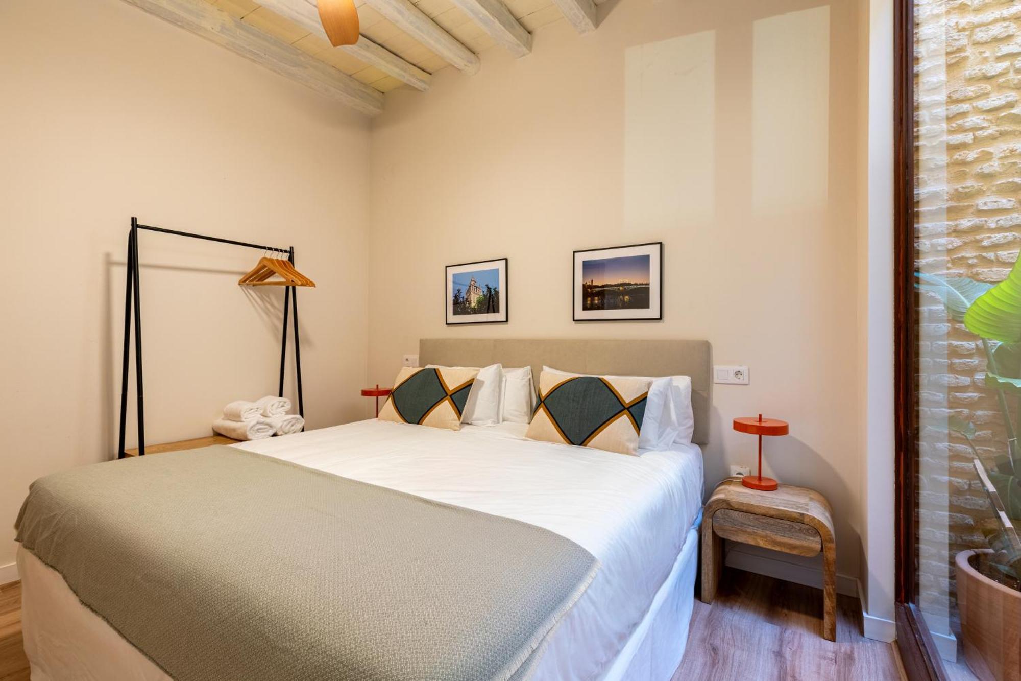 O&l Casa Barrabas Aparthotel
