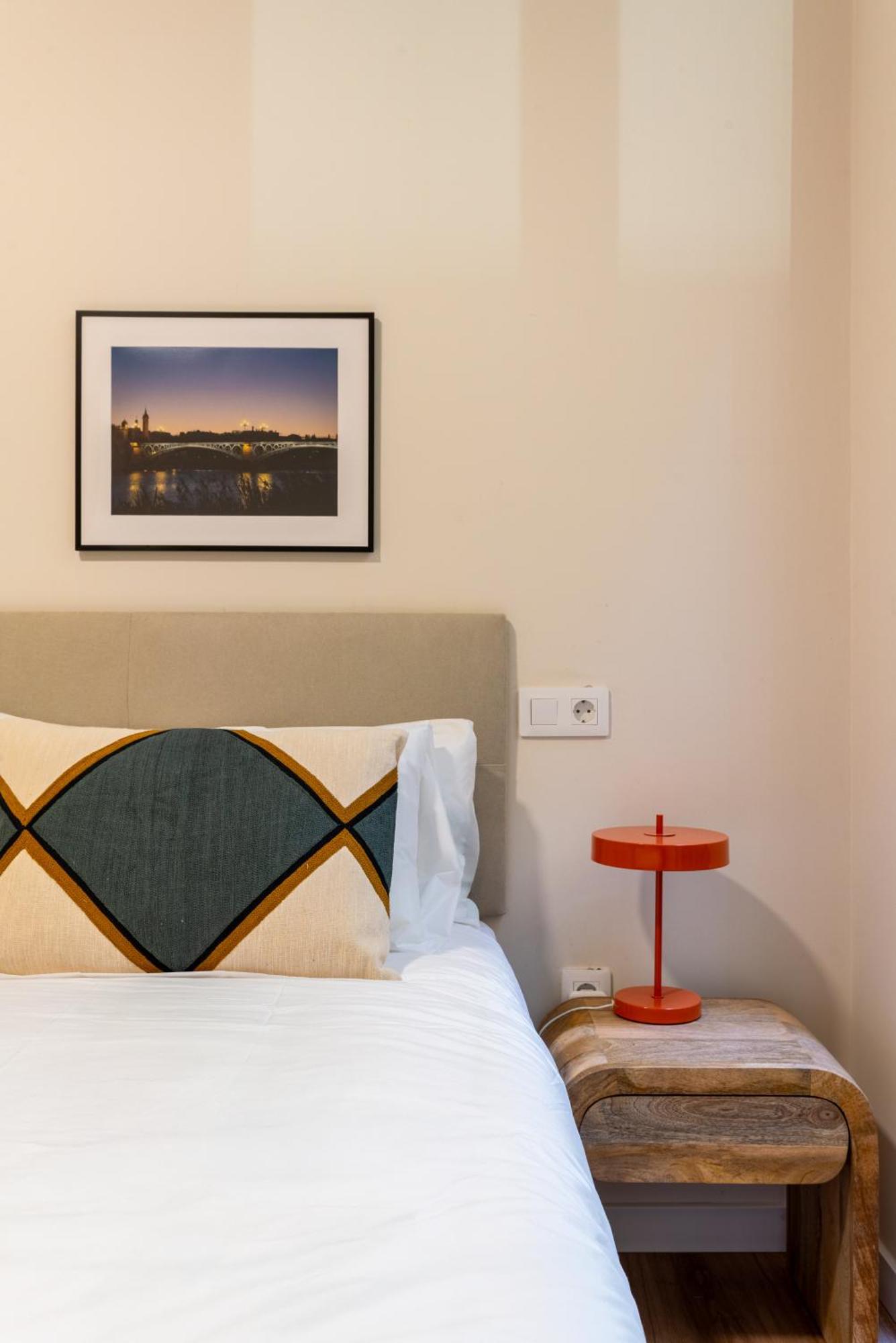 O&l Casa Barrabas Seville