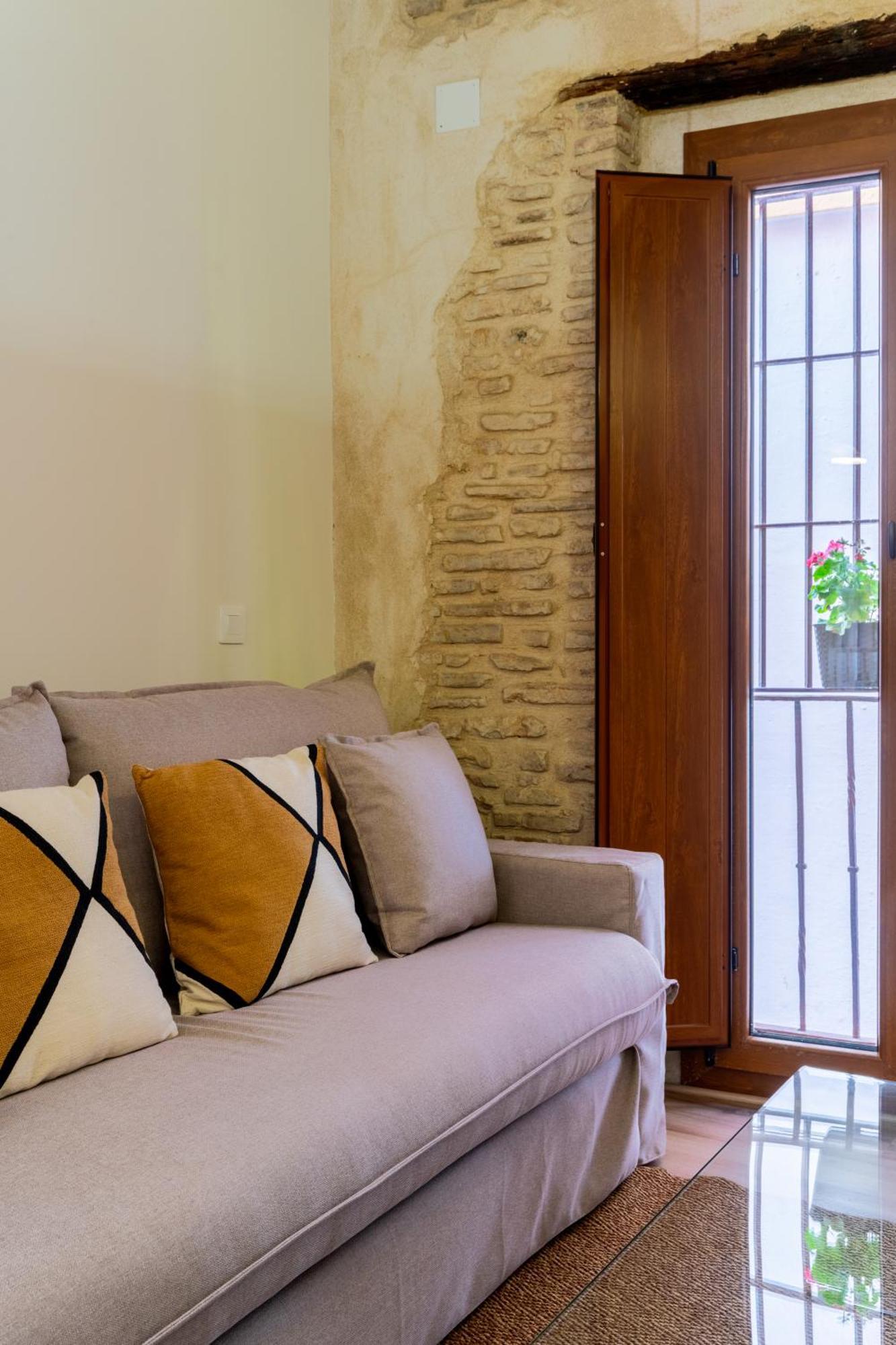 O&l Casa Barrabas Aparthotel *