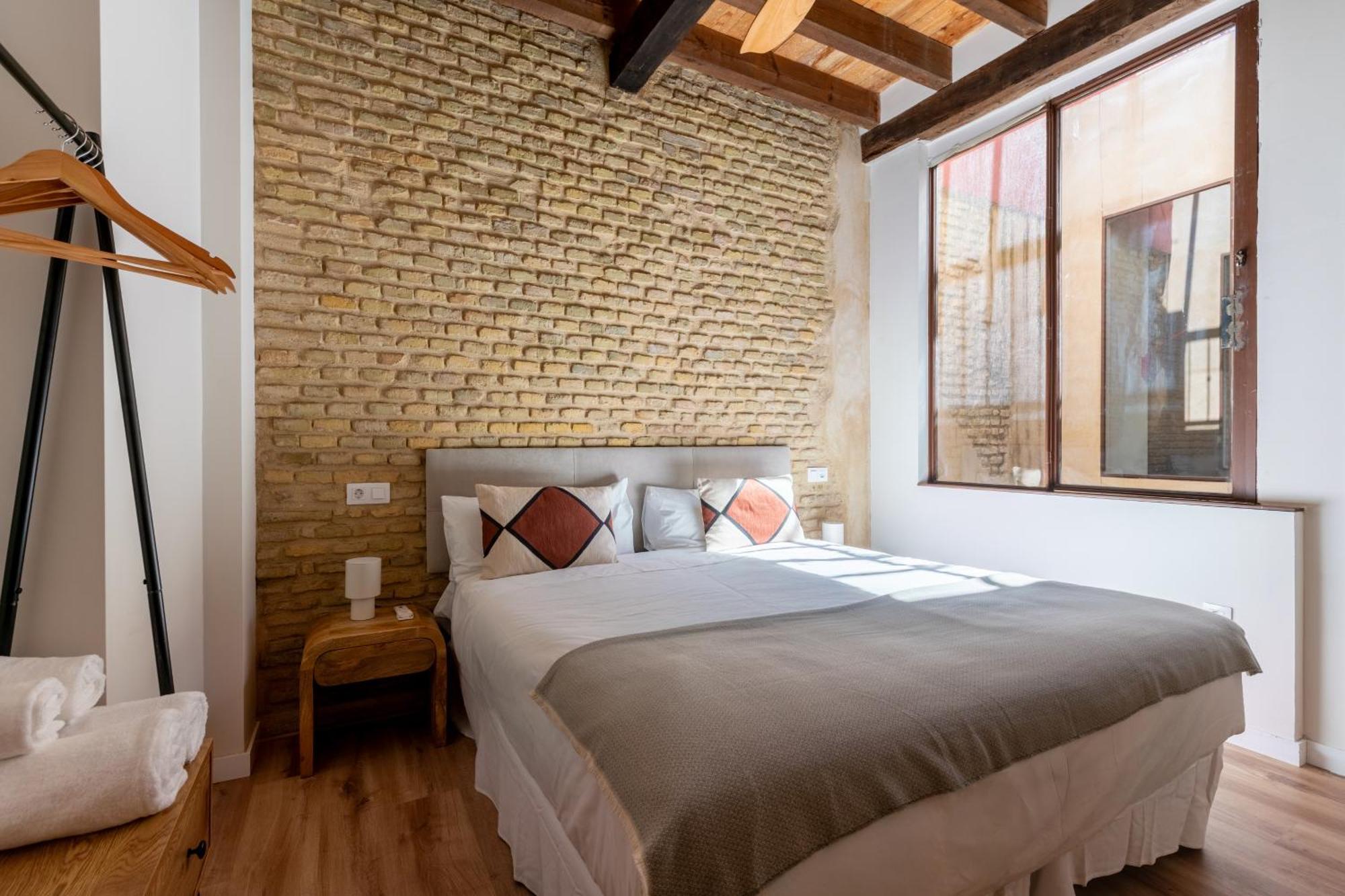 O&l Casa Barrabas Aparthotel Seville