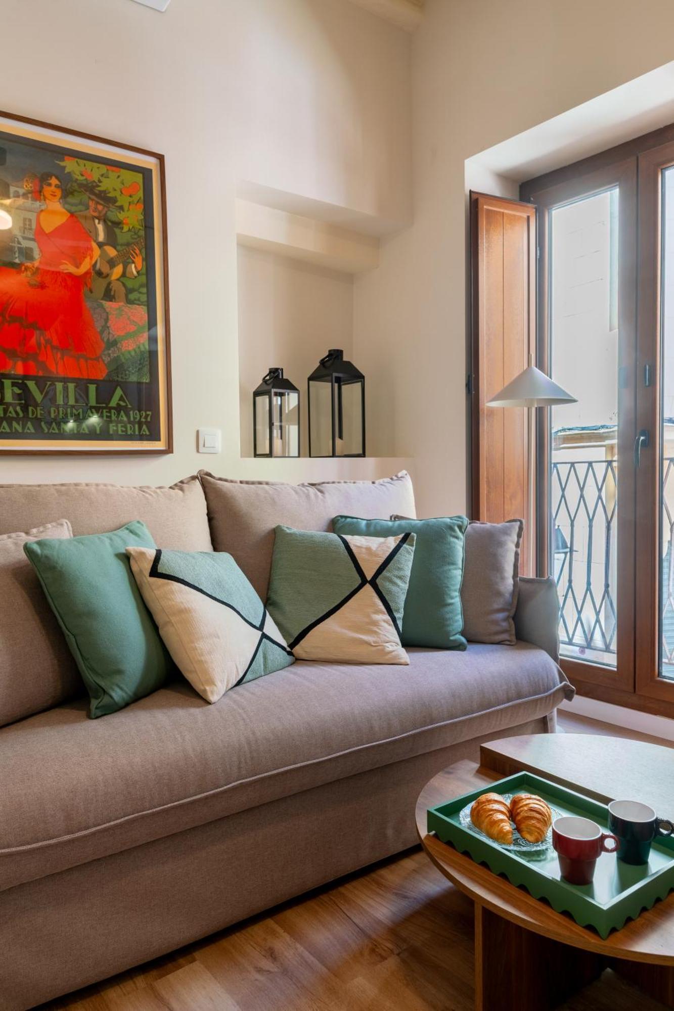 O&l Casa Barrabas Aparthotel Seville