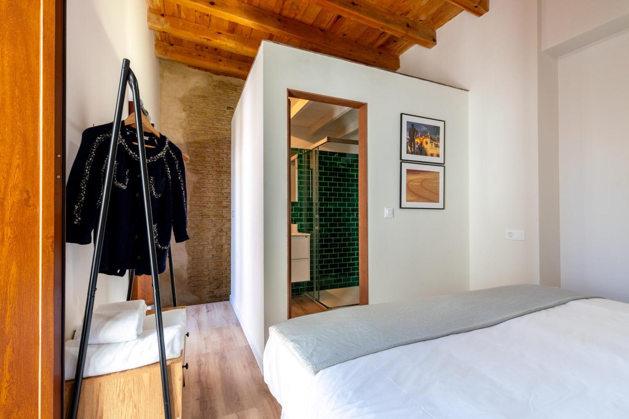 Aparthotel O&l Casa Barrabas Seville
