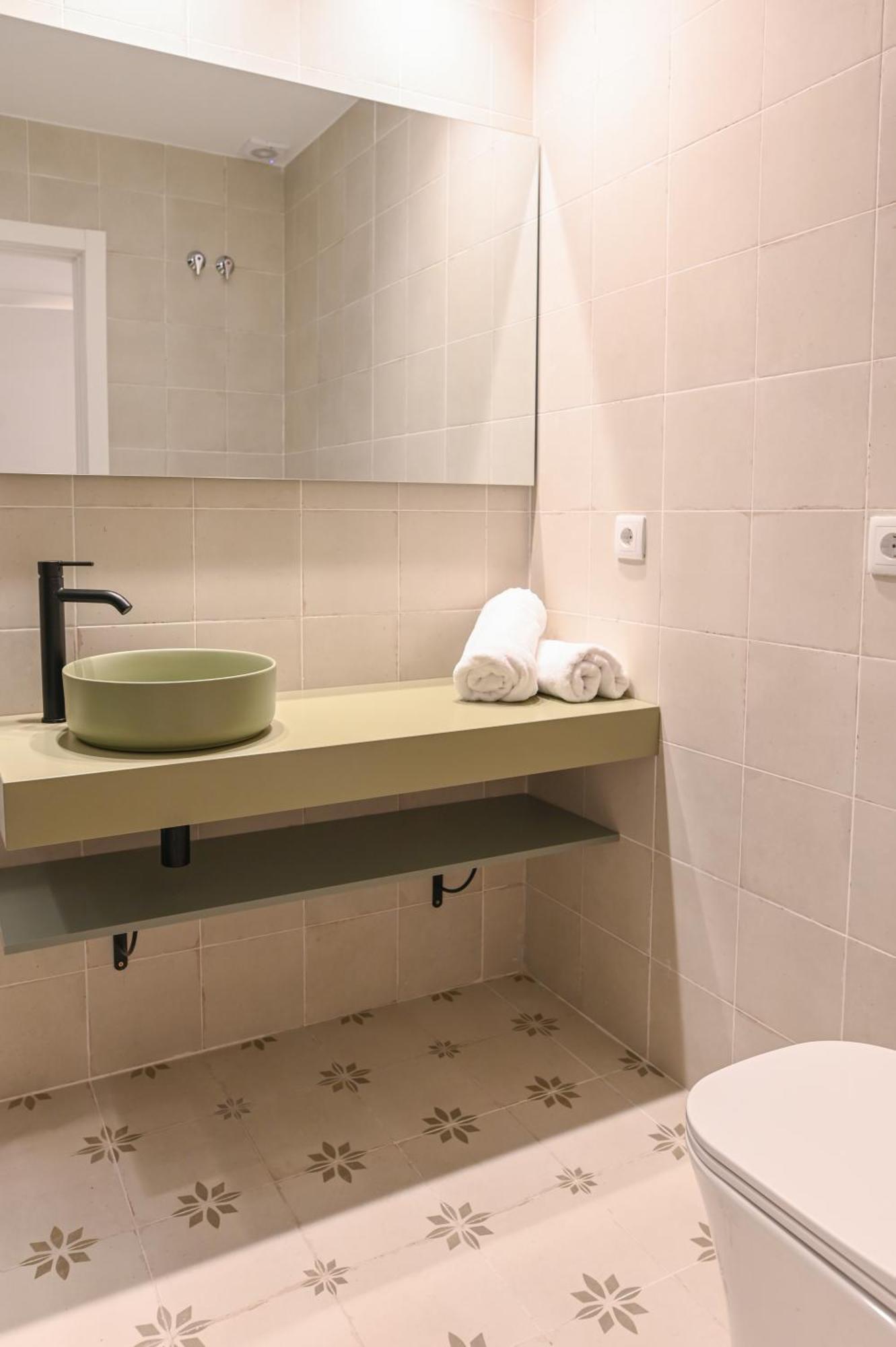 Alohamundi Curtidurias Apartment Seville