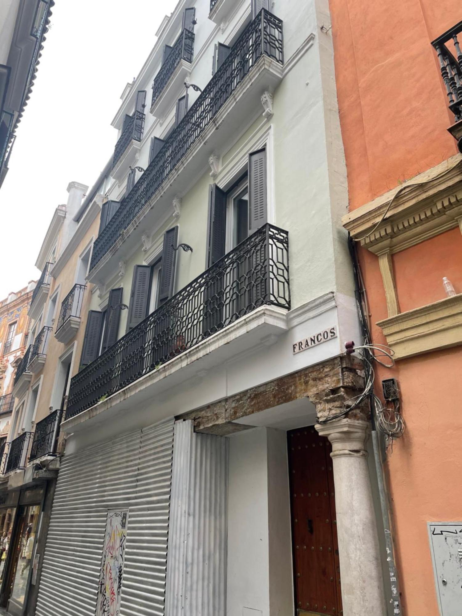 En Francos 28 Seville