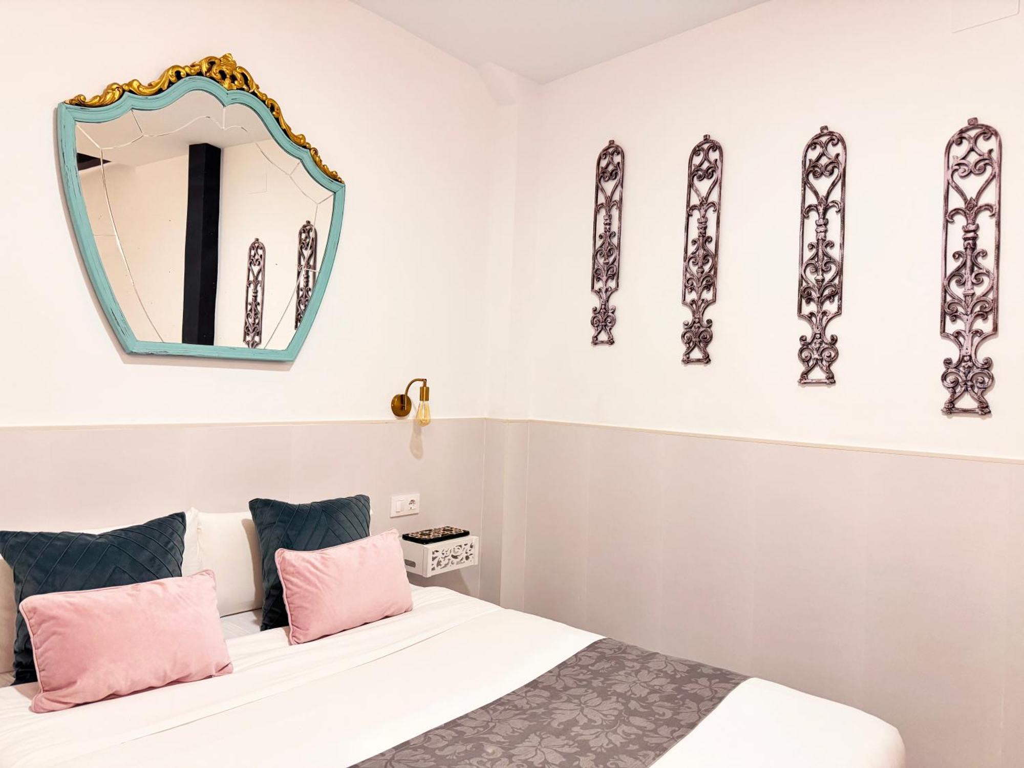 Palace House Hercules Homestay