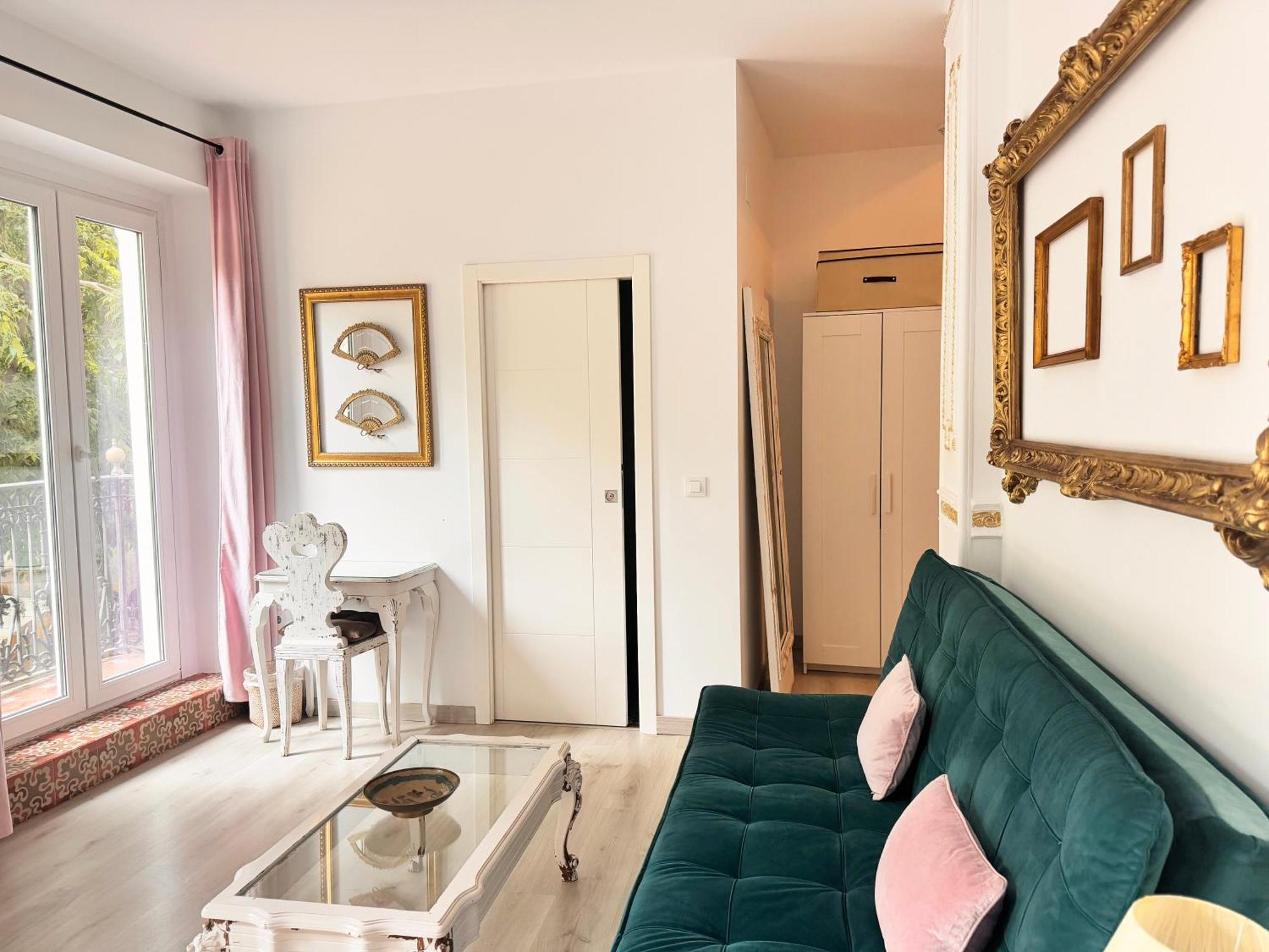 Palace House Hercules Homestay