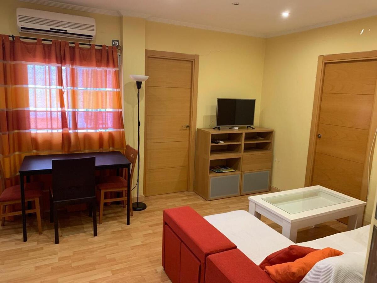 Apartment Triana - San Jacinto Neighborhood *