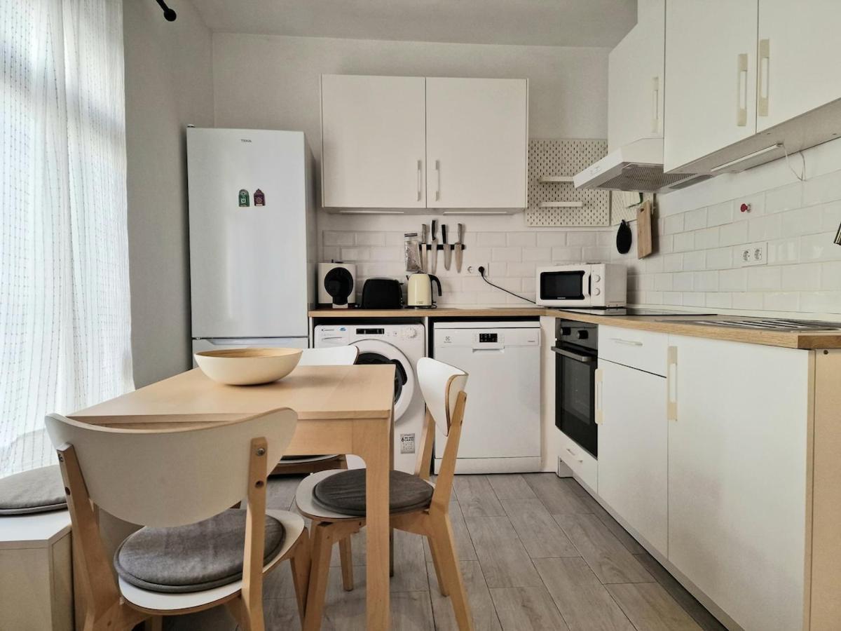 2-bedroom In Downtown Dionisio *