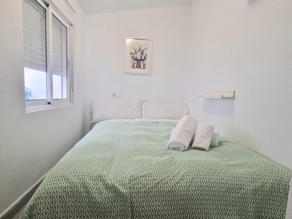 2-bedroom In Downtown Dionisio Apartment Seville