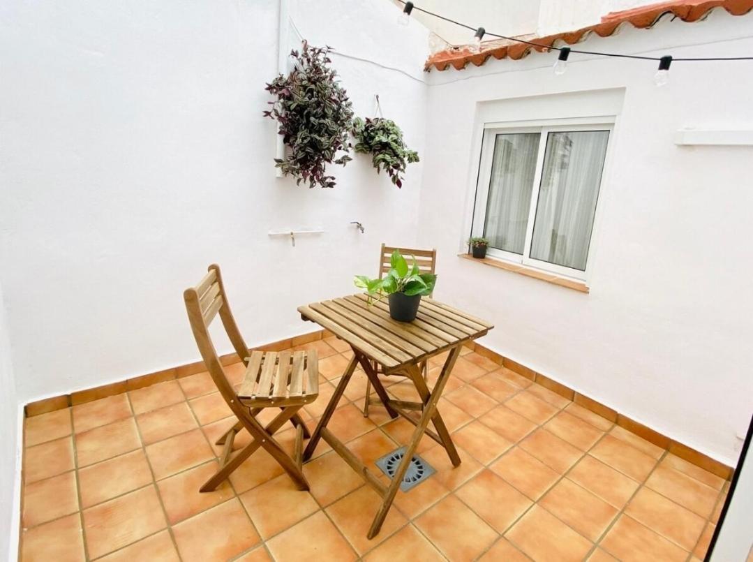 Apartment 2-bedroom In Downtown Dionisio