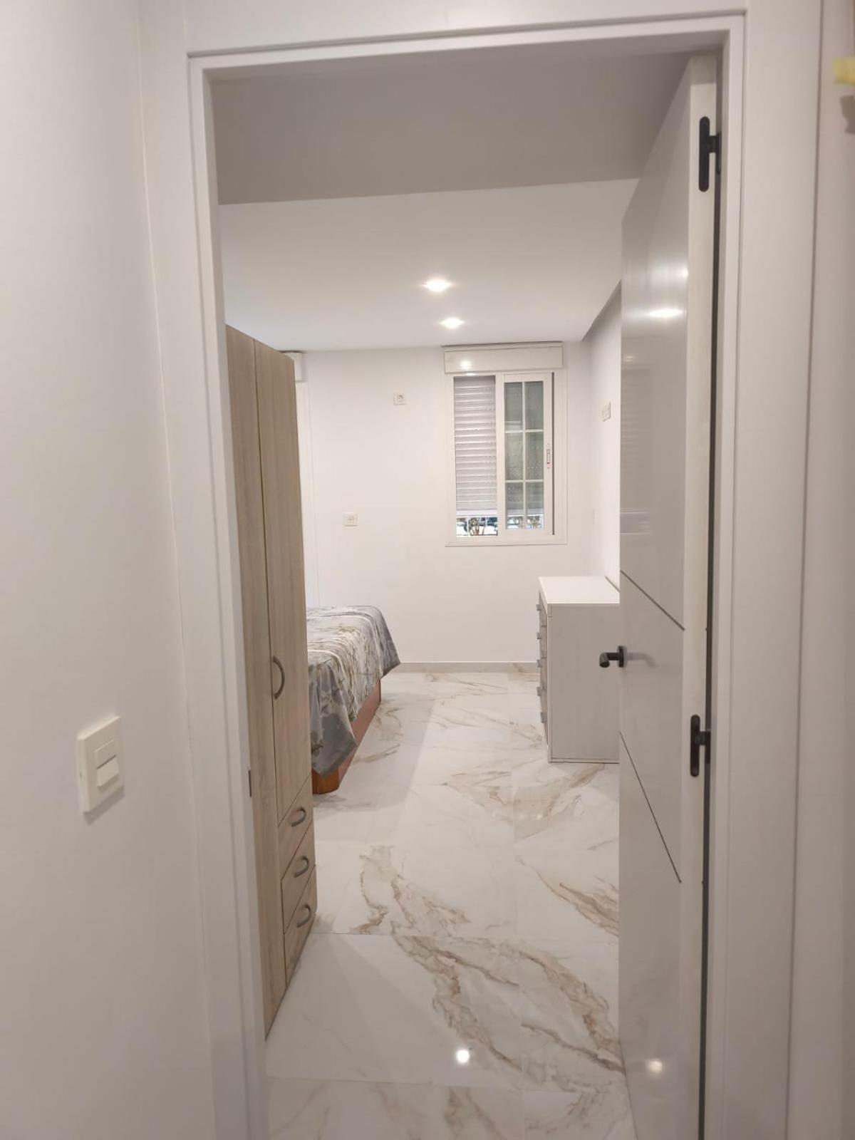 Airbhouse Private & Triana Homestay