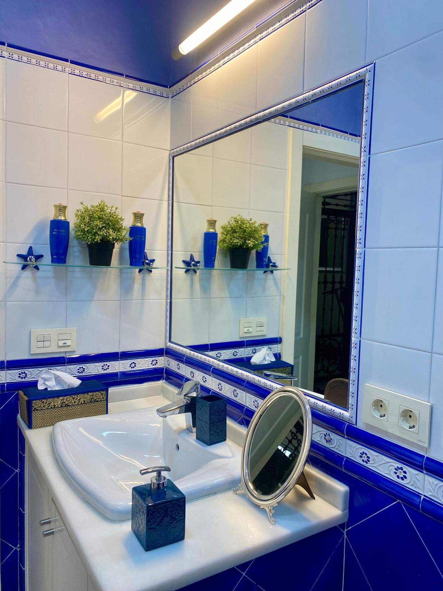 Santa Cruz - Center Boutique Apartment-private Free Parking Apartment