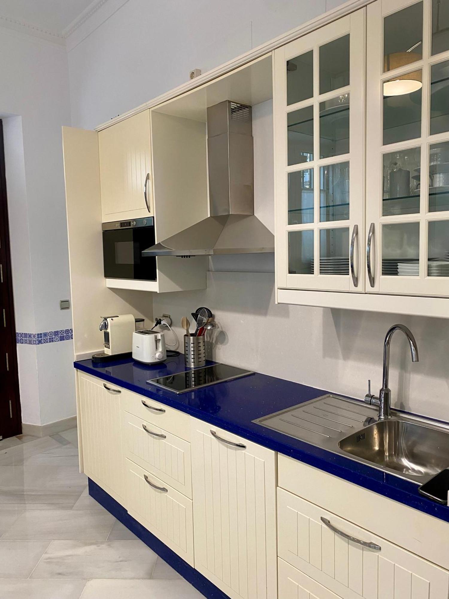 Santa Cruz - Center Boutique Apartment-private Free Parking Apartment *