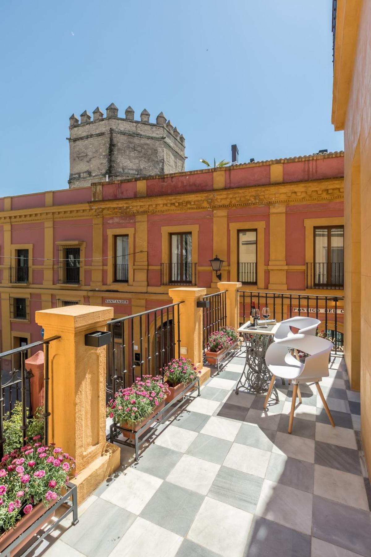 Aoa Alcazar * Seville