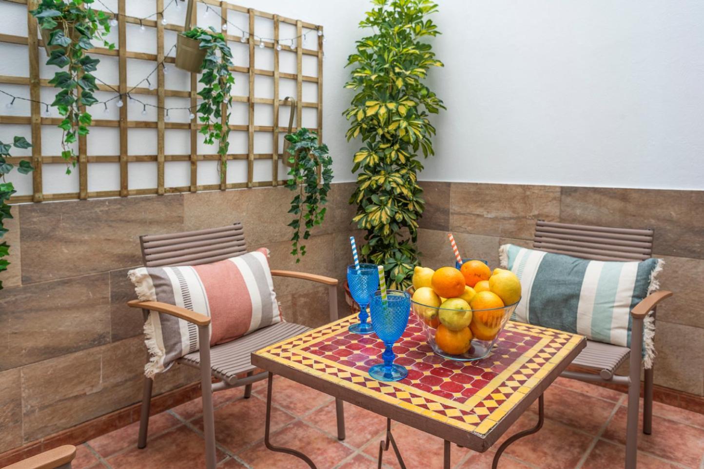 Aires De Triana Riverside Apartment Seville