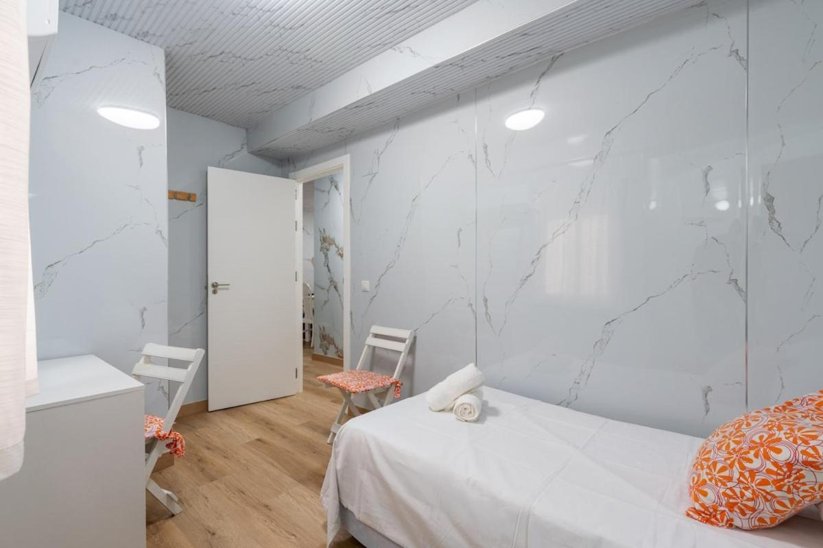 Casa Feria, Moderno En Seville