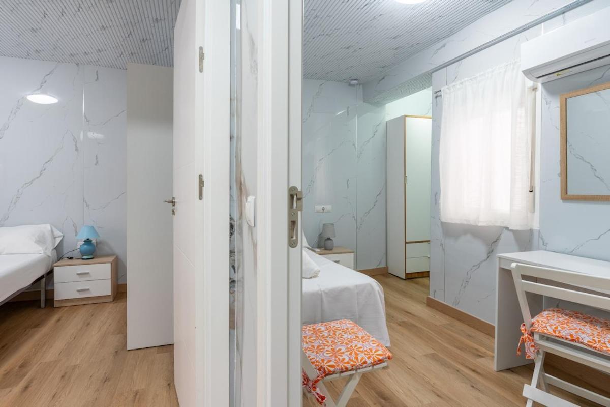 Casa Feria, Moderno En Seville