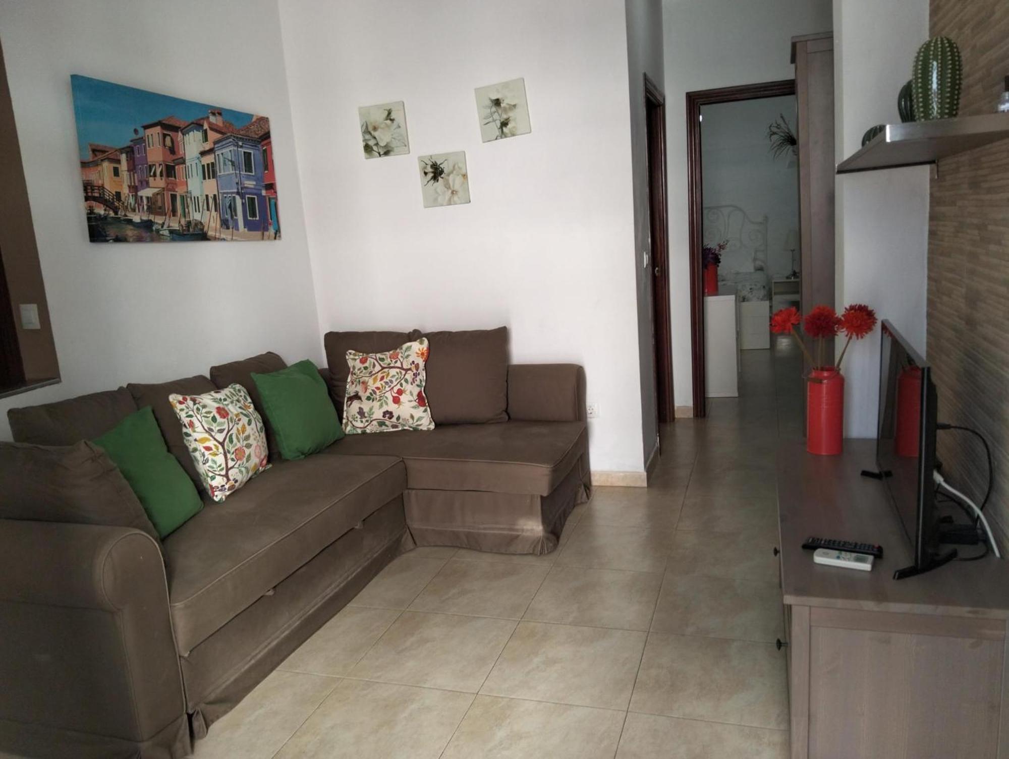 Familiar Gran Plaza Apartment *