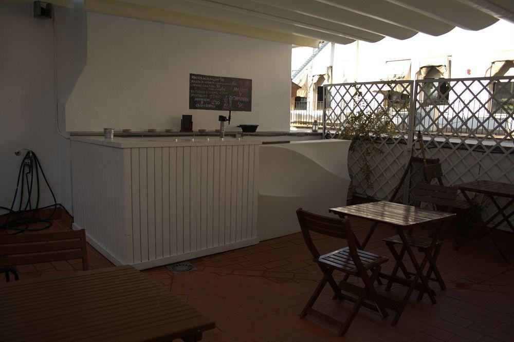 Joy Setas Coworking Hostel