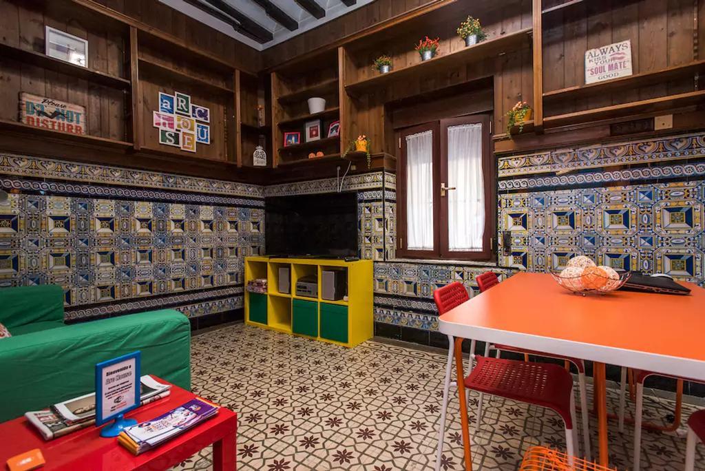 Hostel Arc House (adults Only)