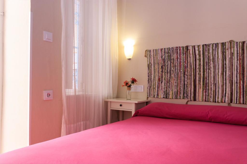 Azahar Guest house 2*