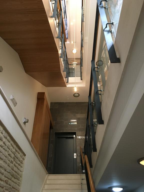 Apartamento 1e Azofaifo St