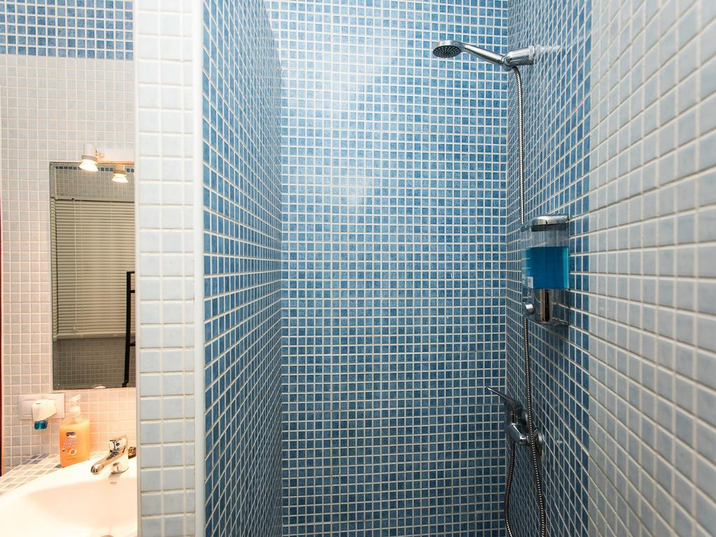 Divi Valvanera * Seville