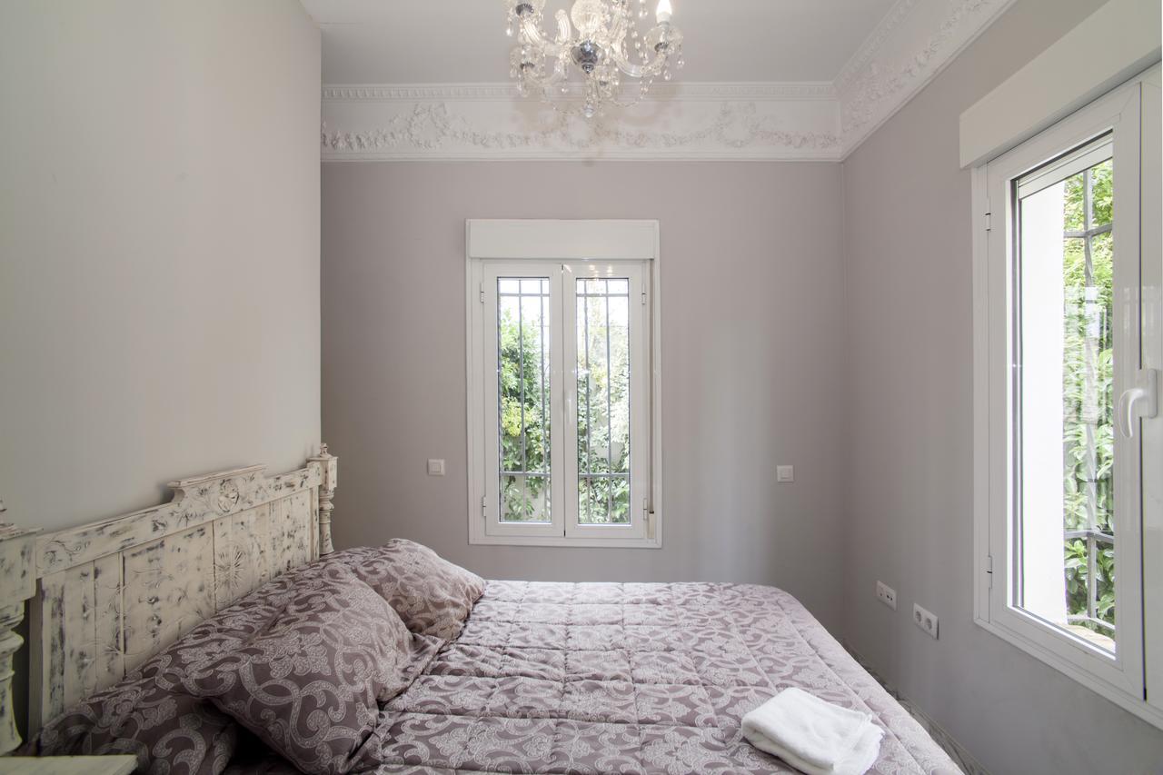 10 Bdr Chalet; Maria Luisa Park Holiday home Seville