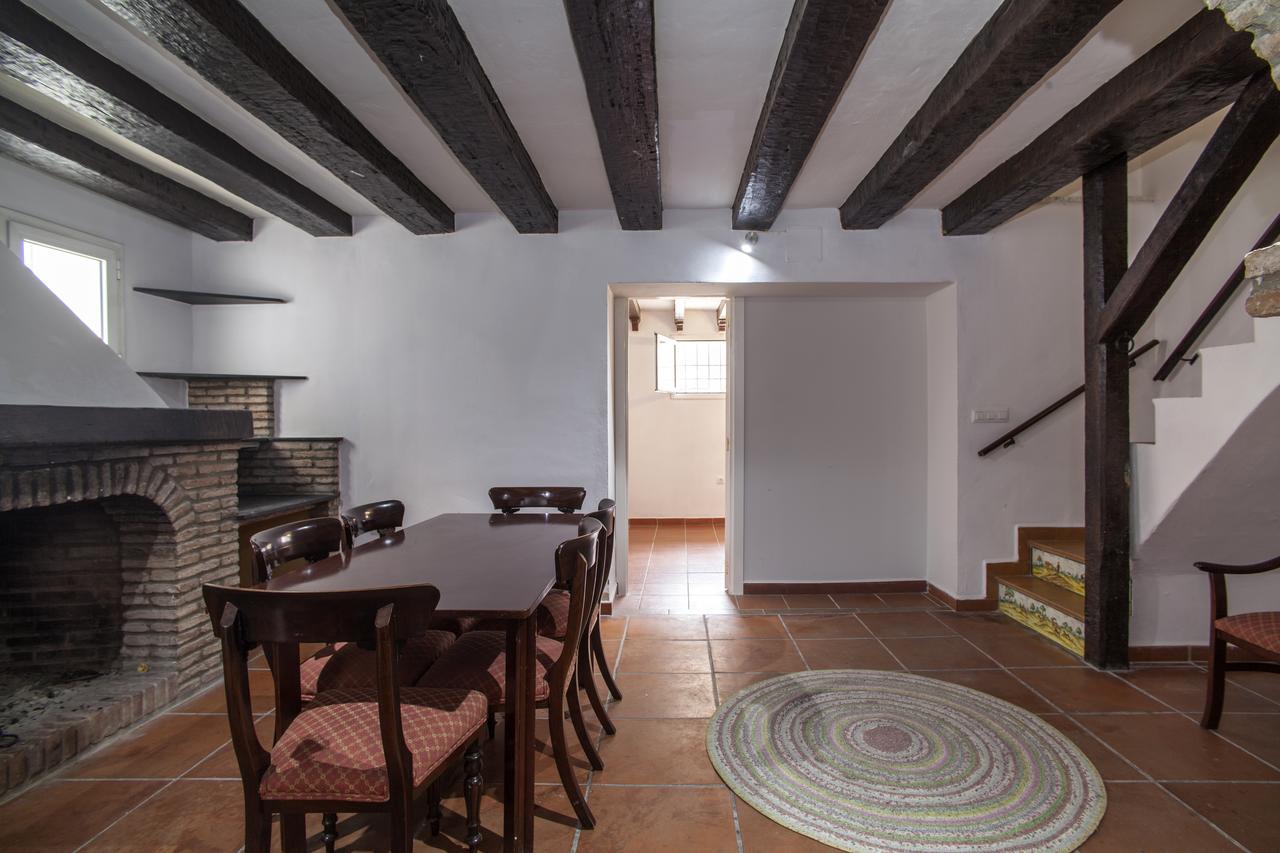 10 Bdr Chalet; Maria Luisa Park Holiday home *