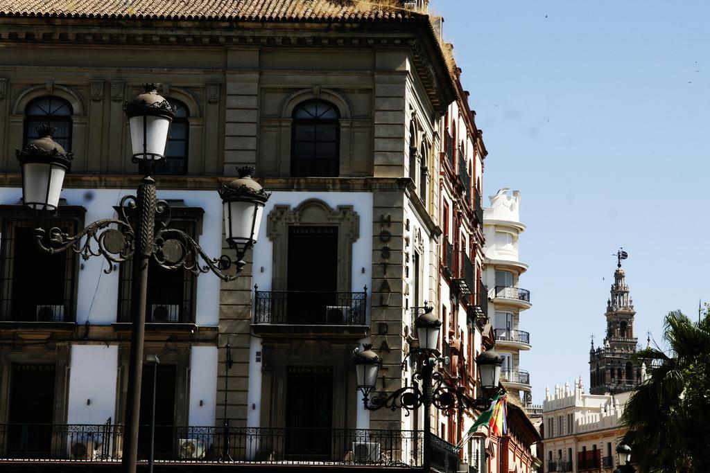 Dalis 2* Seville